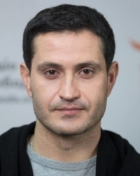 Ахтем Сеитаблаев Ахтем Сеітаблаєв, актер, режиссер, сценарист - на сайте о хорошем кино Устрица
